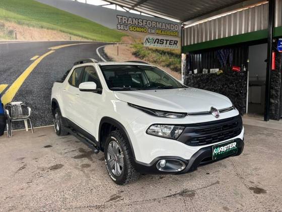 FIAT TORO 1.8 16V EVO FLEX ENDURANCE AT6 FIAT TORO 1.8 16V EVO FLEX ENDURANCE AT6